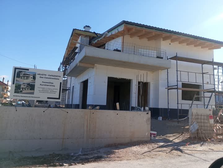 Single-family home — structural phase